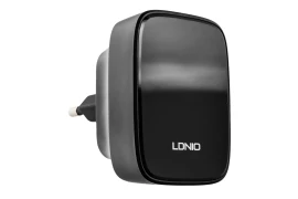 Super szybka czarna ładowarka LDNIO Q334 32W 3 porty USB PD+QC4.0