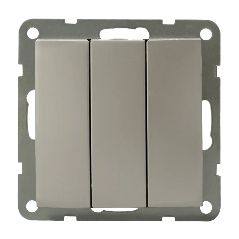 Włącznik potrójny - Corner 60 srebrny